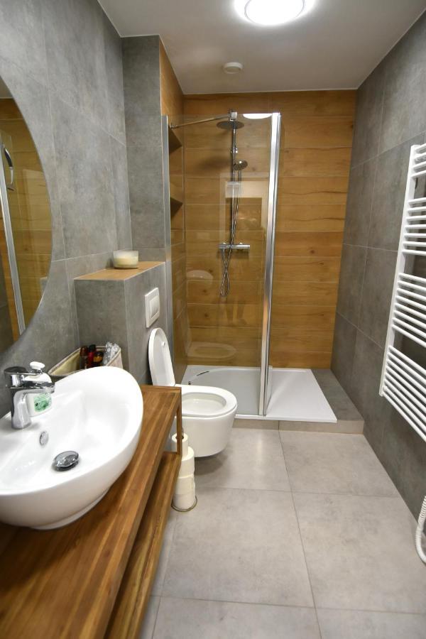 Apartman Terezka Apartment มาเรียอานซเกลาซนี ภายนอก รูปภาพ